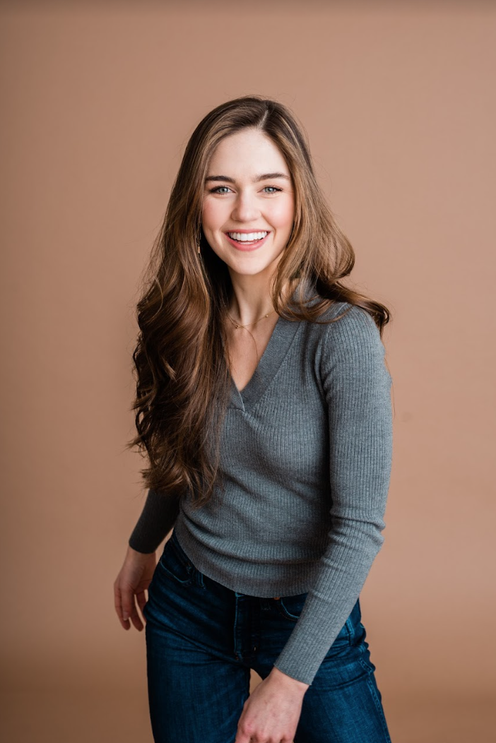 Laura Leigh T — Sculp Agency